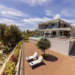 Villa Atopetra