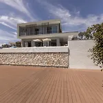 Atopetra *