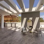 Villa Atopetra
